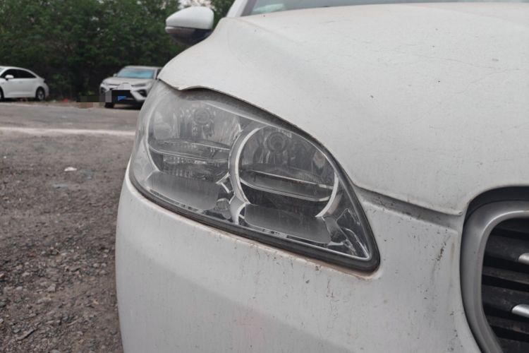 Used Peugeot 301 2014 1.6L Manual Comfort Edition