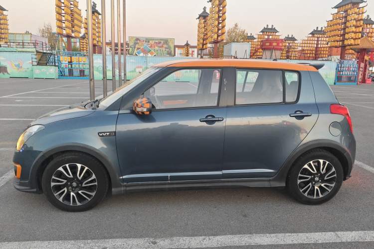 Used Suzuki Swift 2016 1.5L Automatic Fashionable Coolplay Edition
