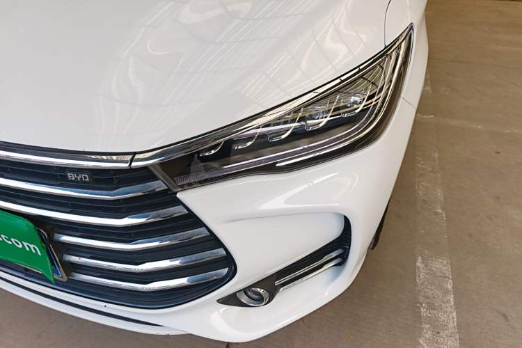 Used BYD Song MAX 2019 1.5T Automatic Smart Connect Ruiyi Sunroof Model 7 Seats China VI Standard
