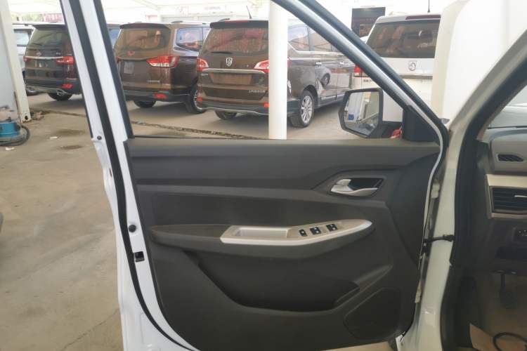 Used Wuling Hongguang 2021 1.5L Facelifted S Comfort Version with Electric Power Steering LAR