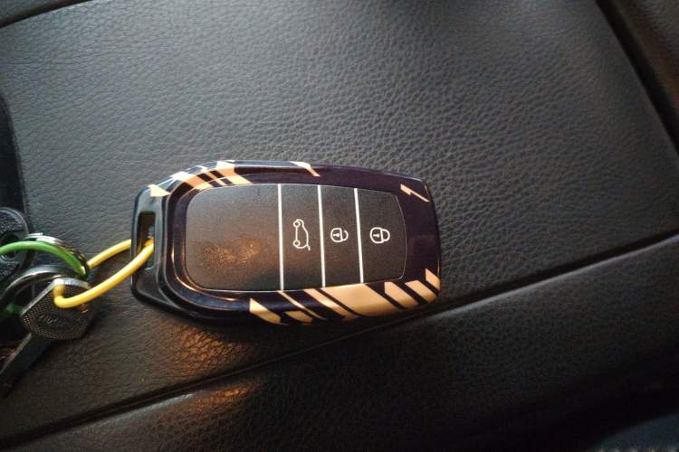 Used Toyota Highlander 2017 2.0T Four-Wheel Drive Luxury Edition 7 Seats