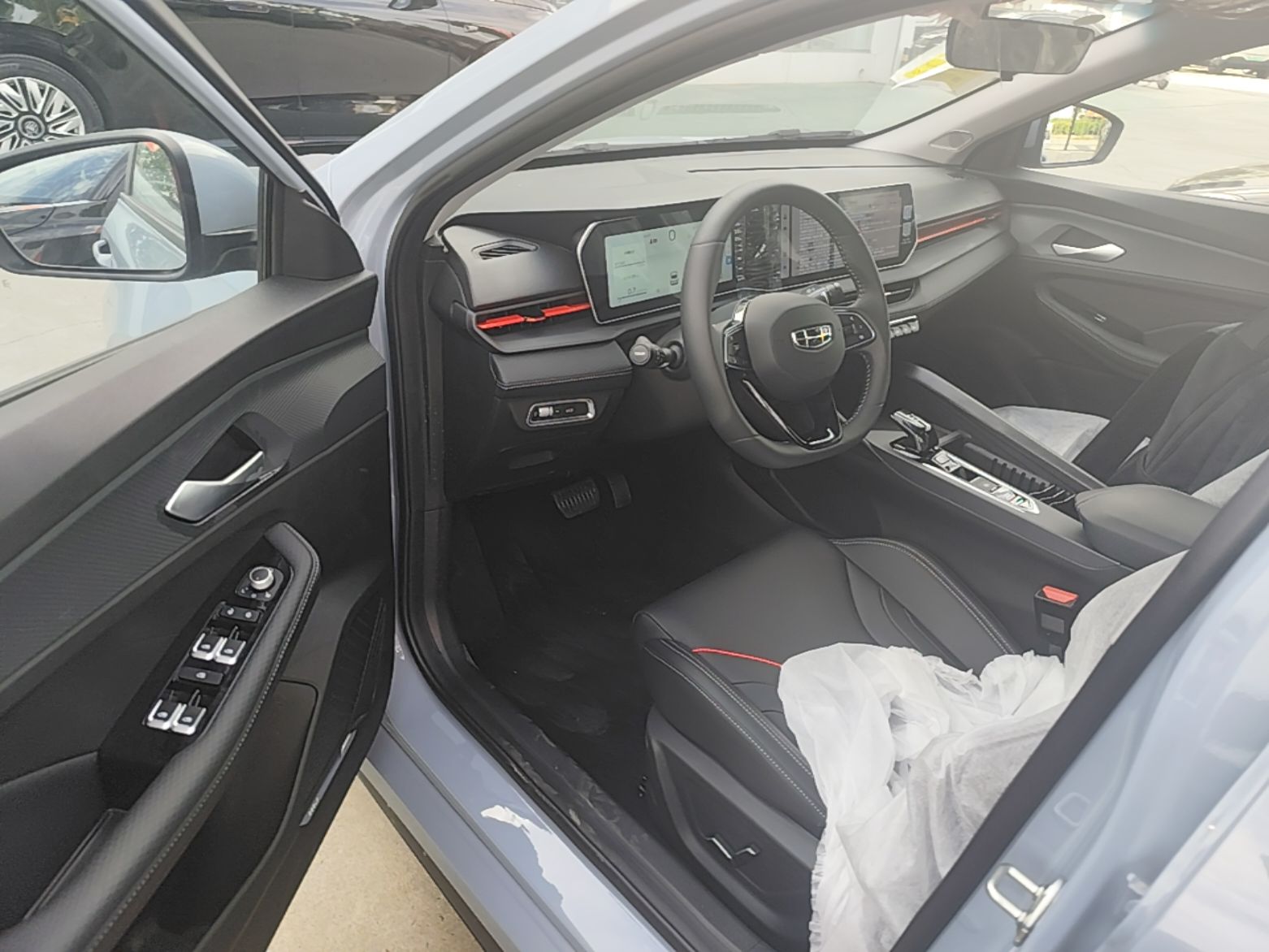 Geely Auto Binray 2024 Binrui COOL 1.5T DCT Longteng Edition — снимка 18