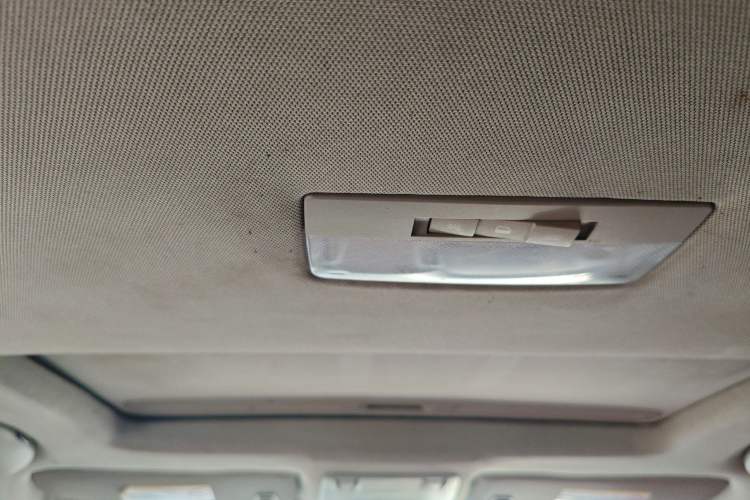 Used Chevrolet Cruze 2011 1.6L SE MT Transformers Edition