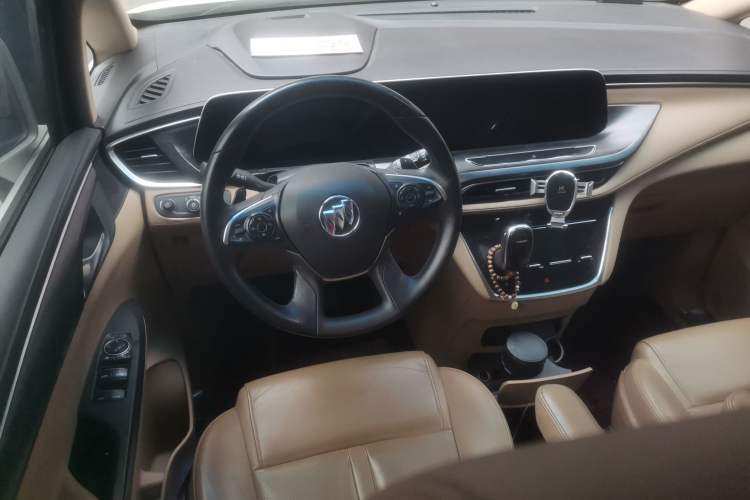 Used Buick GL8 2020 ES Land Cruiser 653T Luxury Model