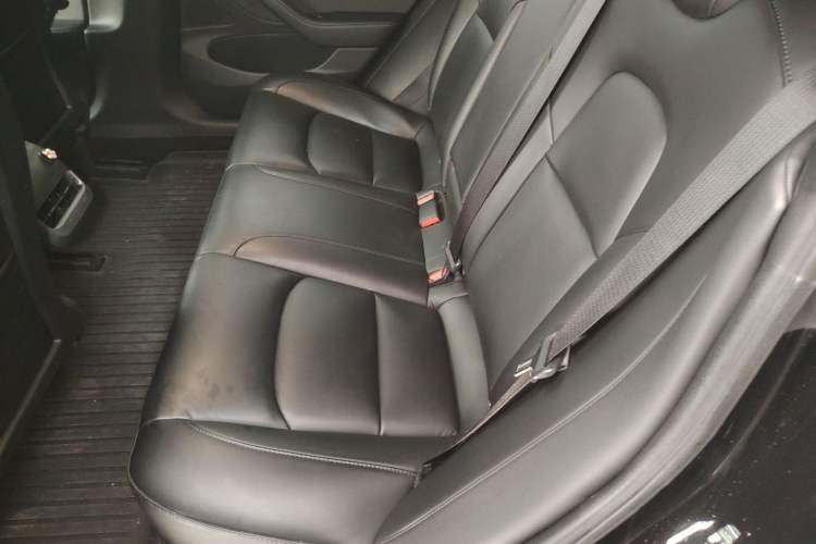 Used Tesla Model 3 2020 Long-Range Rear-Wheel-Drive Version