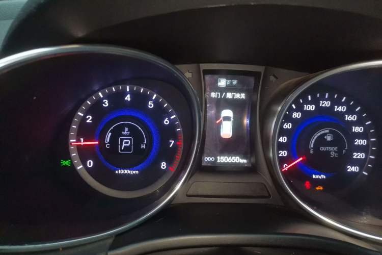 Used Hyundai Santa Fe 2013 2.4L Automatic Two-Wheel Drive Smart Version
