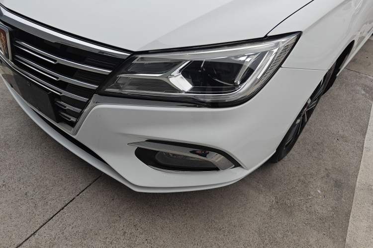Used Roewe i5 2020 1.5L Automatic 4G Connect Luxury Flagship Edition
