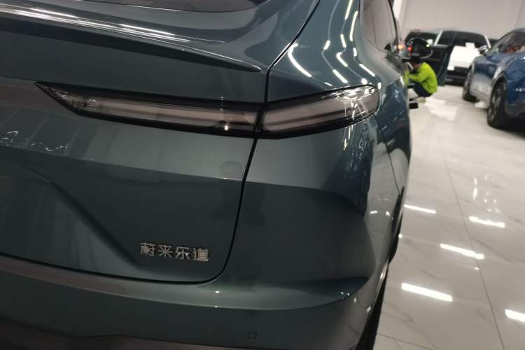 Used ONVO L60 2024 60 kWh Rear-Drive Version