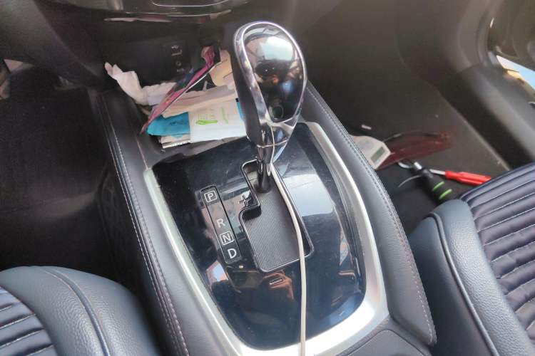 Used Nissan X-Trail 2017 2.0L CVT Comfort Edition 2WD Gear Lever