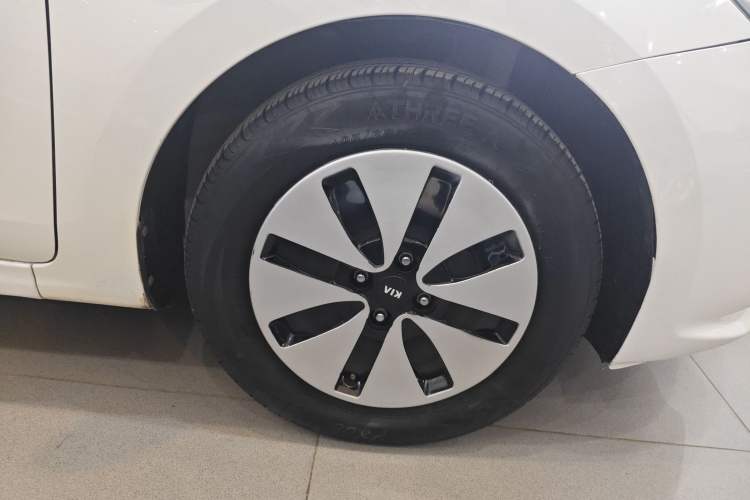 Used Kia K2 2017 Sedan 1.4L Automatic GLS
