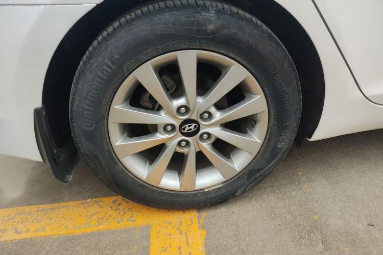 Used Hyundai Mistra 2014 1.8L Manual Comfort GL Model
