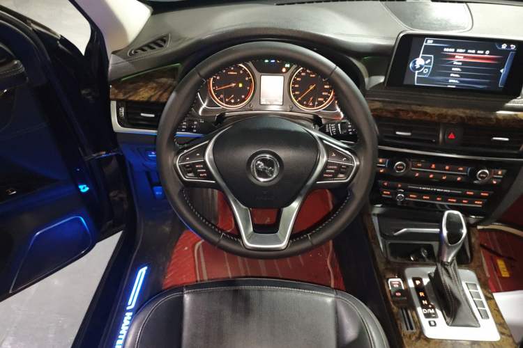 Used Hanteng X7 2018 X7S 1.5T Automatic Luxury Model Steering Wheel