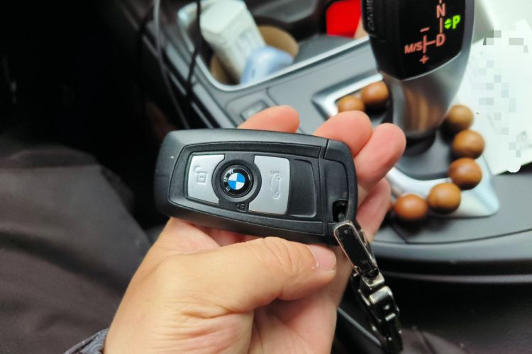 Used BMW 3 Series 2015 320Li Luxury Edition Fashion Model