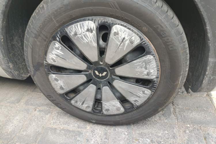 Used Wuling Bingo 2023 410 km Lingxi Deluxe Edition