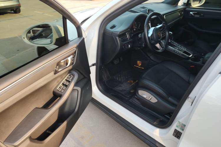 Used Porsche Macan 2021 Macan 2.0T