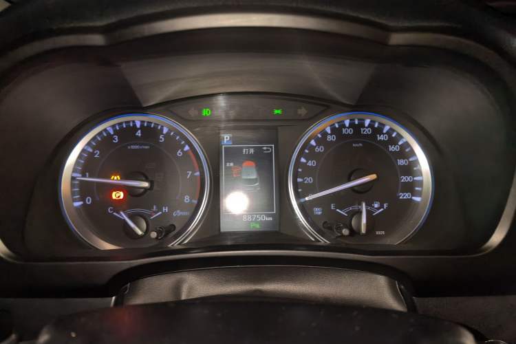 Used Toyota Highlander 2018 2.0T Four-Wheel Drive Luxury Edition 7 Seats China V Emission Standard