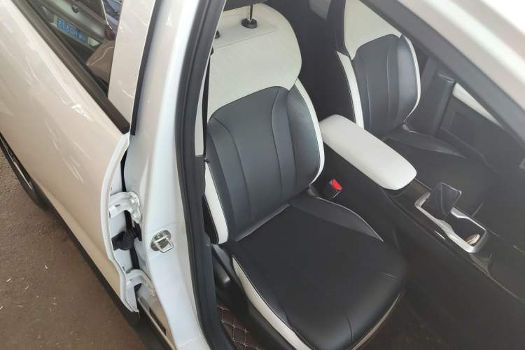 Used Geometry E Firefly 2024 401km Starlight