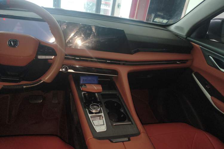 Used CHANGAN CS75 PLUS 2023 3rd Generation 1.5T Automatic Prestige Model Audio And AC Panel