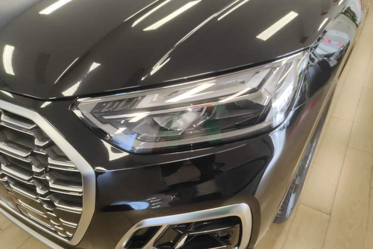 Used Audi Q5L 2025 quattro 45th Anniversary Edition 40 TFSI Sporty and Dynamic Model