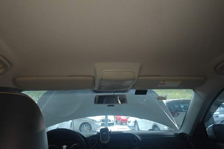 Used Volkswagen Tiguan L 2016 300TSI Automatic Two-Wheel Drive Trend Edition