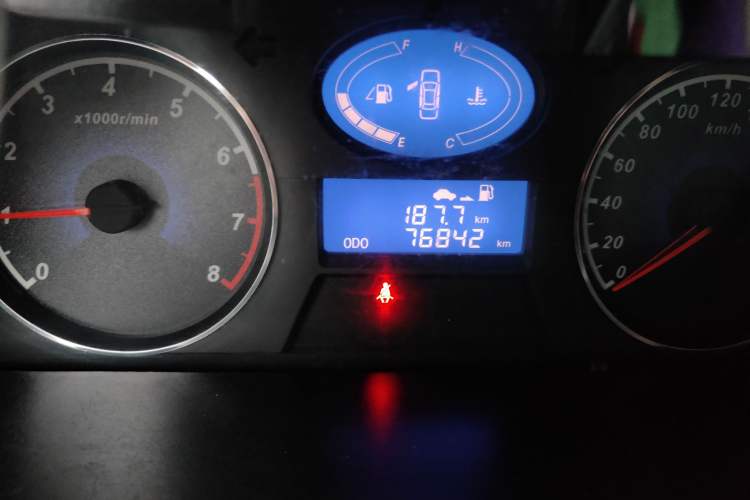 Used Geely Auto Classic Emgrand 2013 Hatchback 1.5L Manual Entry-Level Model