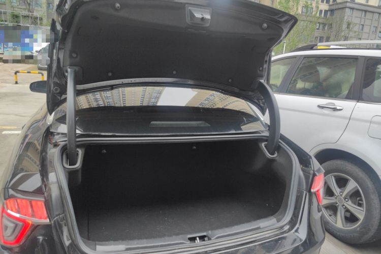 Used Lynk & Co 03 2022 2.0TD DCT GenioPlus Trunk