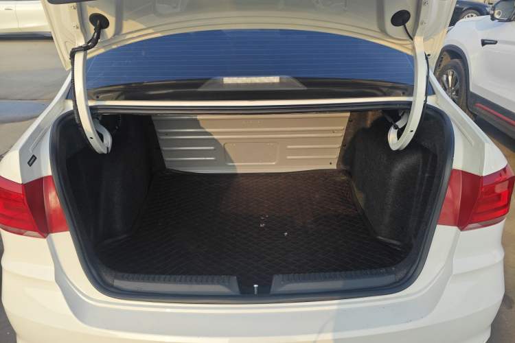 Used Volkswagen Santana 2021 1.5L Automatic Fashion Edition
