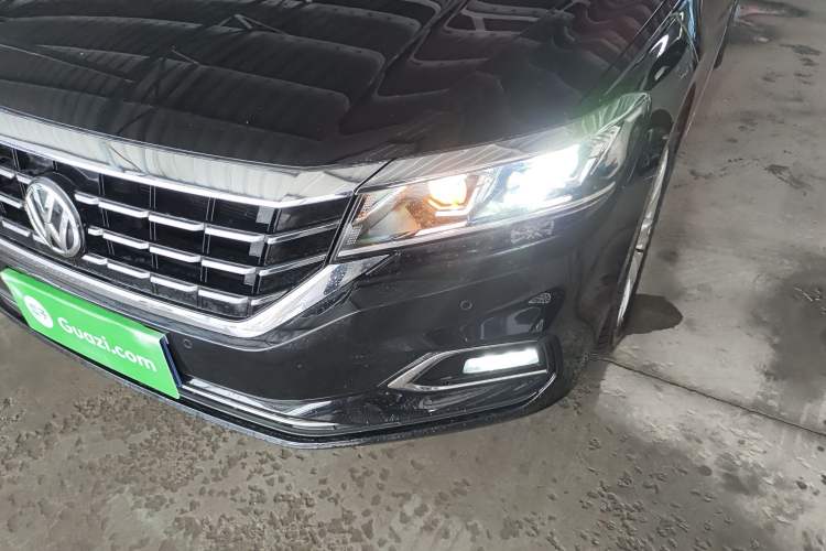 Used Volkswagen Passat 2019 330TSI Elite Edition China VI
