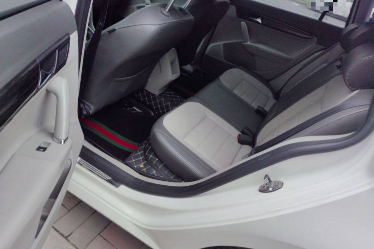 Used Volkswagen Gran Lavida 2013 1.6L Automatic Comfort Model
