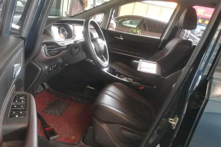 Used GAC Trumpchi M6 2019 270T DCT Luxury Edition (7-seater) China VI Driver Seat