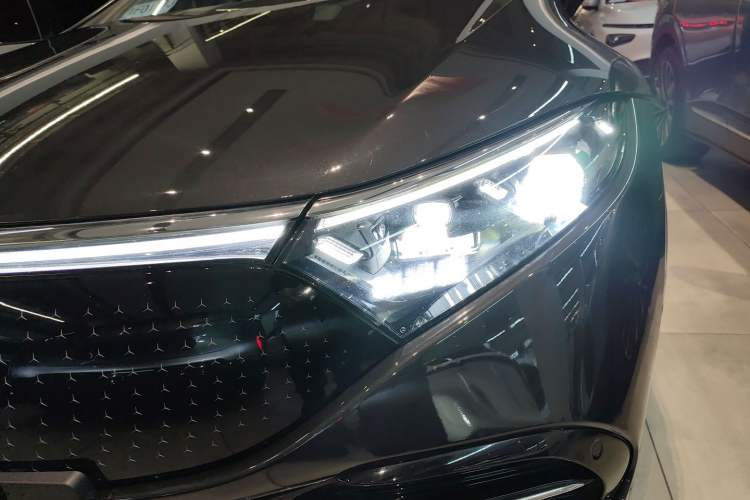 Used Mercedes-Benz EQS 2022 Updated Version 450+ Pioneer Edition Left Front Headlight