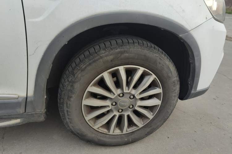 Used Haval H6 2015 Sport Edition 1.5T Automatic Two-Wheel Drive Luxury Model