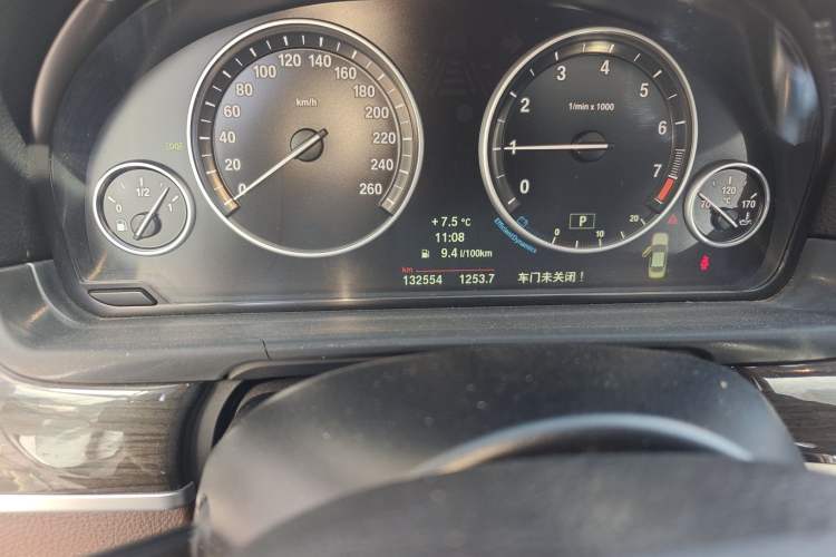 Used BMW 5 Series 2014 525Li Fashion Design Package