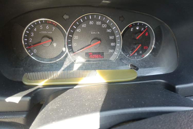 Used CHANGAN Alsvin V3 2012 1.3L Manual Comfort Version China IV Standard
