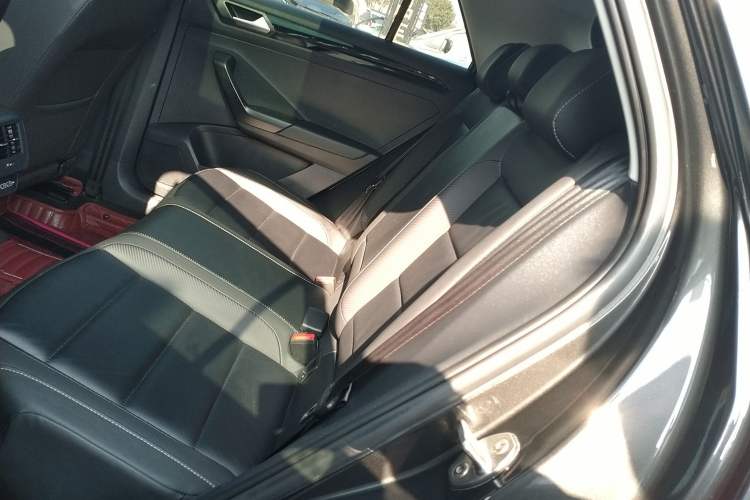 Used Volkswagen T-ROC 2020 280TSI DSG Two-Wheel Drive Comfort Version