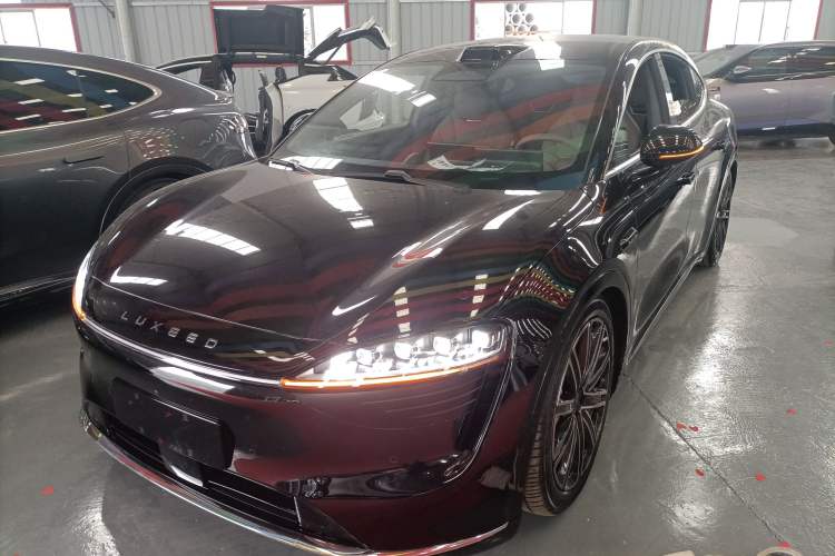 Used Hima Luxeed R7 2025 Range-Extended Version 360 km Max