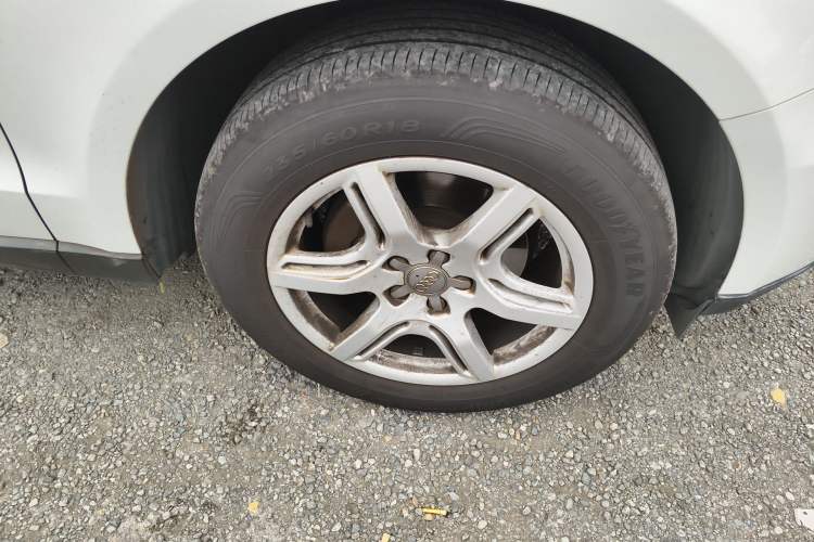 Used Audi Q5 2012 2.0TFSI Technology Model Right Front Wheel Hub