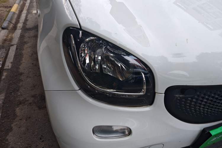 Used smart forfour 2016 1.0L 52 kW Dynamic Edition