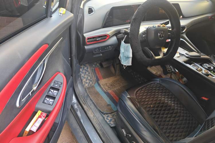 Used CHANGAN UNI-T 2020 1.5T Flagship Version
