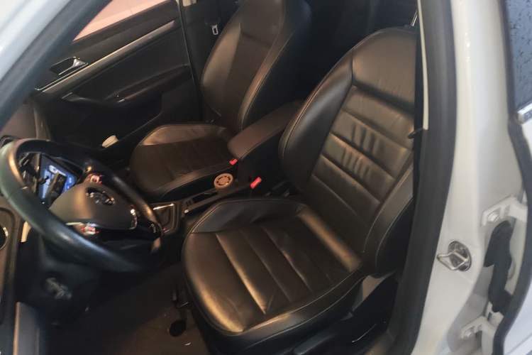 Used Volkswagen Lavida 2017 1.6L Automatic Comfort Edition