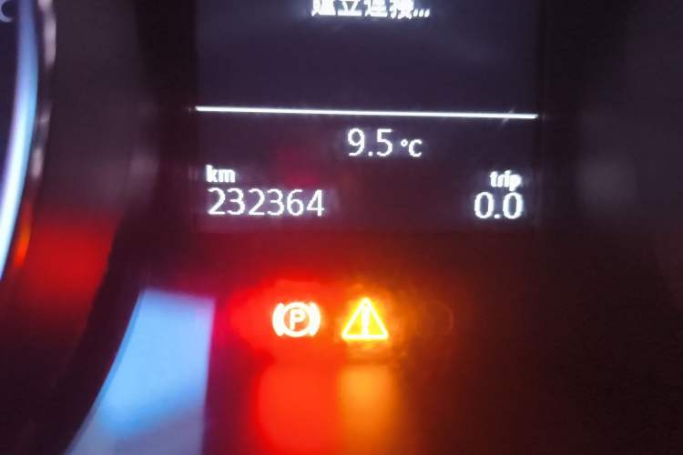 Used Volkswagen Golf 2014 1.4TSI Automatic Flagship Model Odometer Close Up