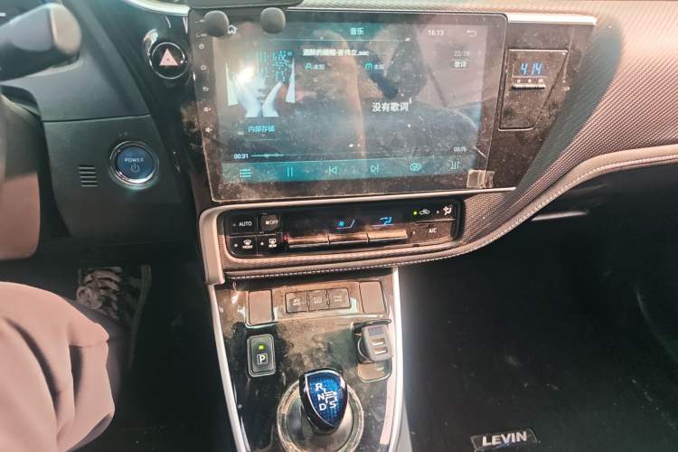 Used Toyota Levin 2017 Revised Dual-Engine 1.8H GS E-CVT Elite Sunroof Version China V Standard