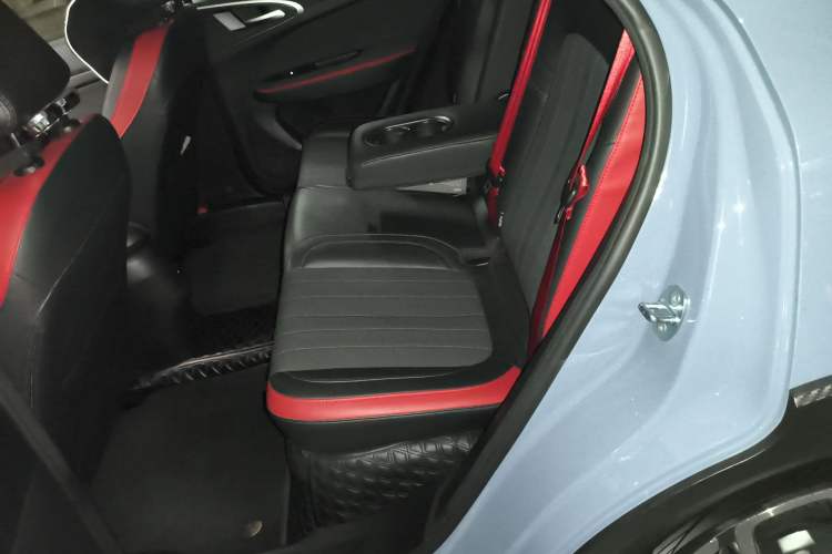 Used ORA Good Cat GT 2022 Mulan Edition 401 km Standard Range
