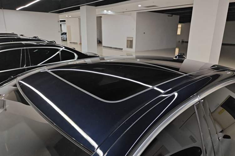 Used BMW 5 Series 2022 Second Facelift 530Li Leading Edition M Sport Package
