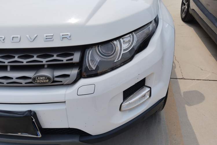 Used Land Rover Range Evoque 2015 2.0T Five-Door Fashion Edition Left Front Headlight