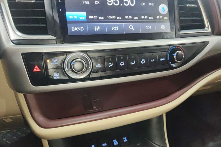 Used Toyota Highlander 2015 2.0T Four-Wheel Drive Elite Edition 7-Seater
