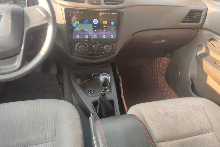 Used Wuling Hongguang 2015 1.5L S Basic Version China V Standard