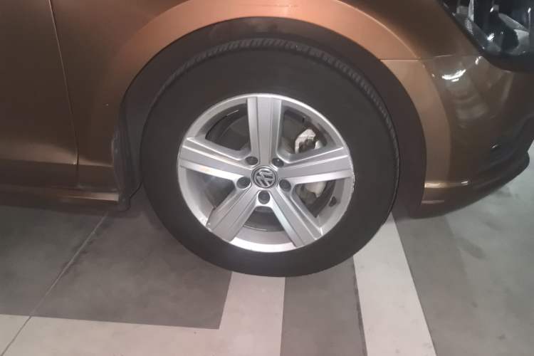 Used Volkswagen Lamando 2015 230TSI Manual Trend Edition