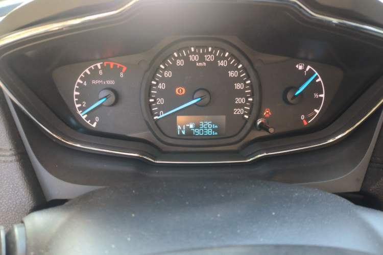 Used Ford Escort 2015 1.5L Automatic Fashion Model
