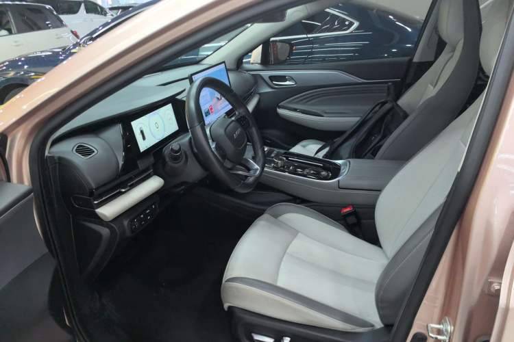 Used AION S Plus 2022 80 Tech Edition
